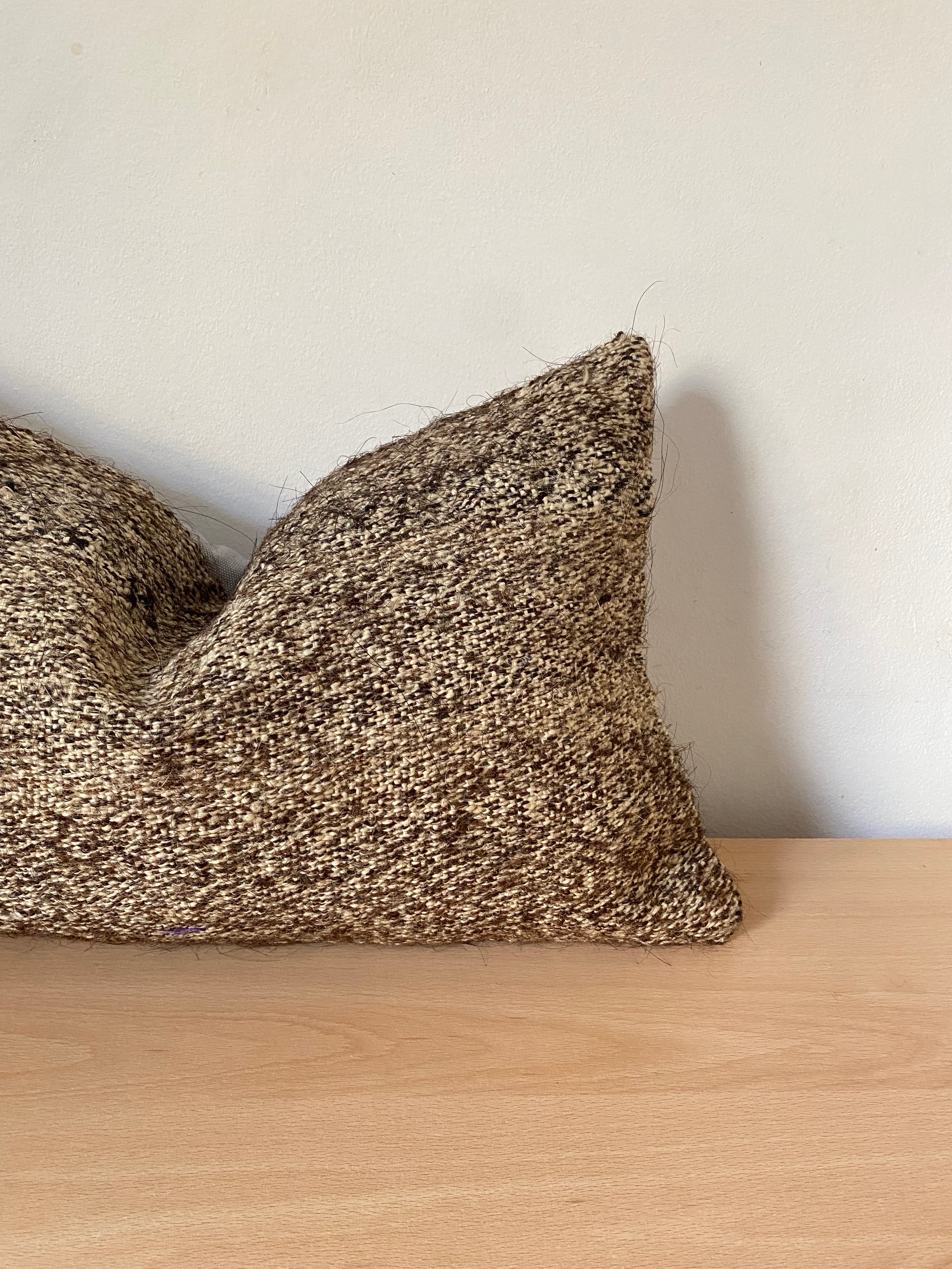 The Arin – Brown Vintage Turkish Kilim Lumbar Pillow Cover