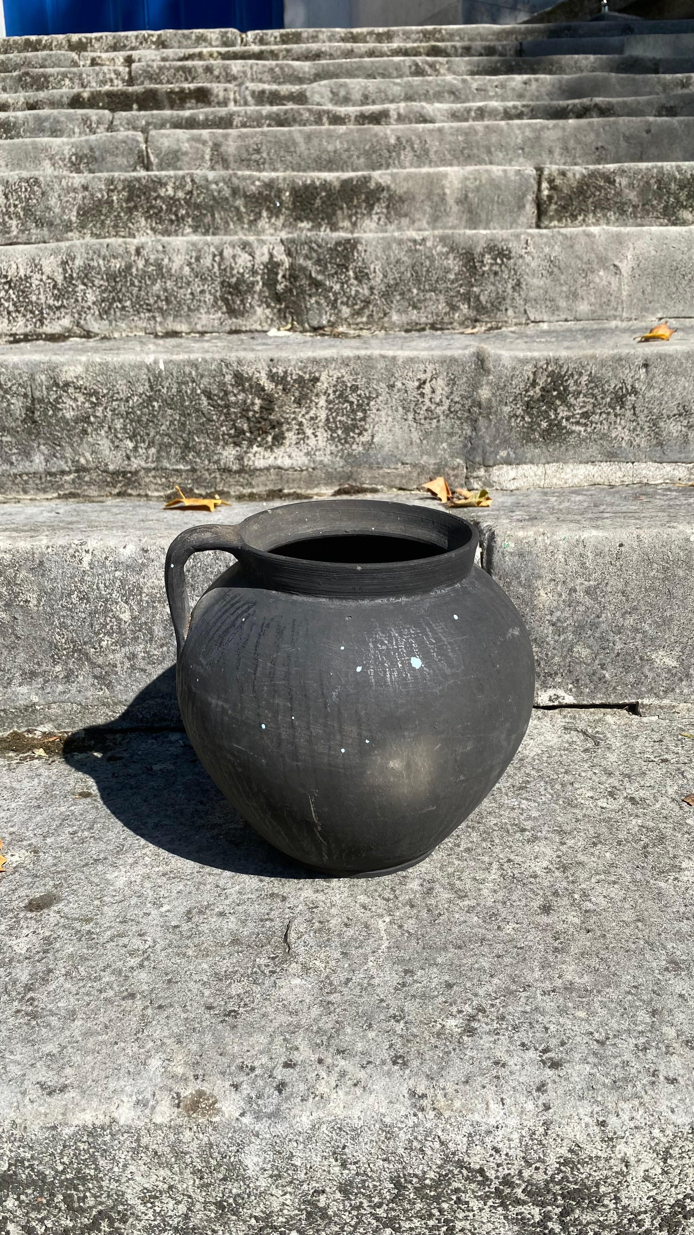The Nyra Antique Black Clay Pot