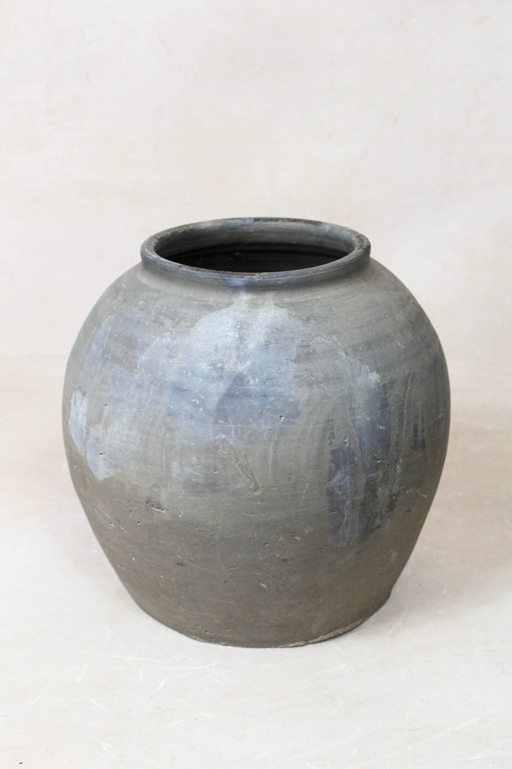 Eira Grey Antique Terracotta Clay Pot  