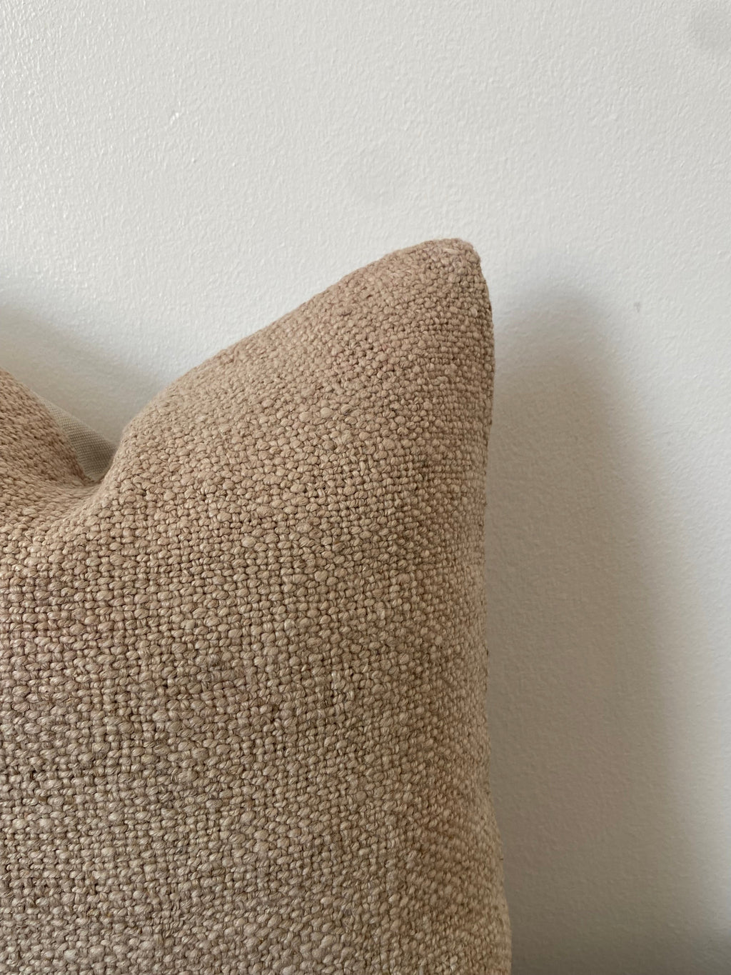 40x40 Neutral Vintage Turkish Kilim Pillow Cover – Beige Boho Rug Cushion