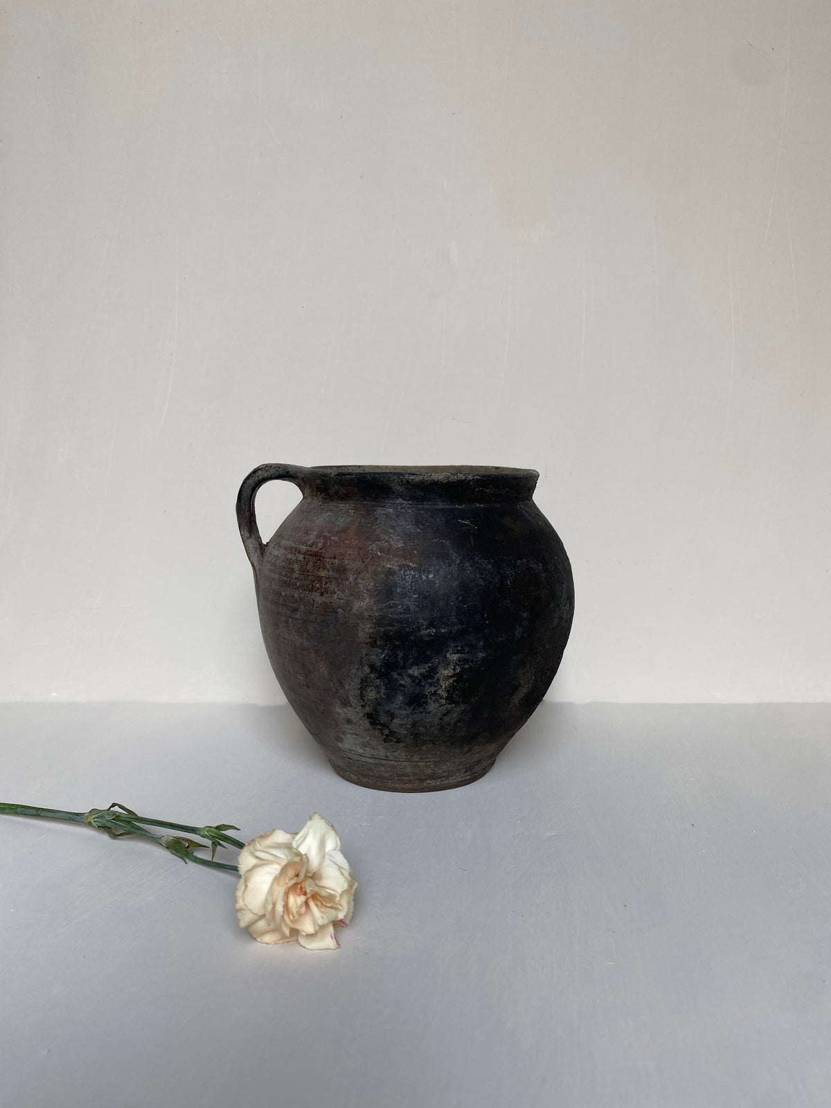 The Siona Primitive Clay Pot (1950s)